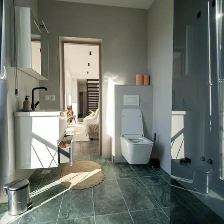فيلة Luxe House Bianca