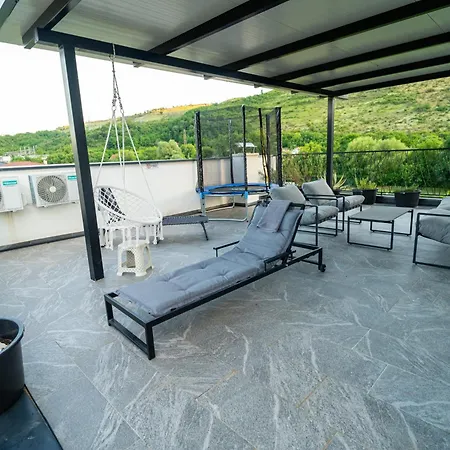 Luxe House Bianca *