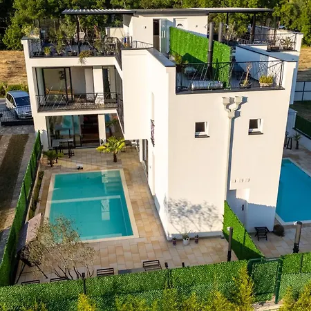Luxe House Bianca * Buna