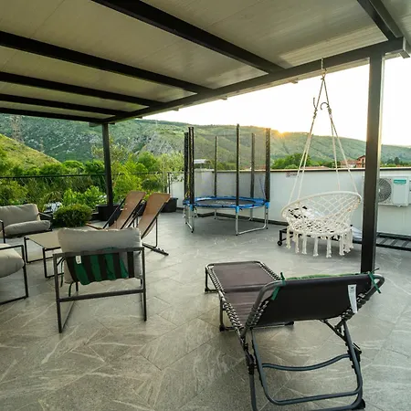 Luxe House Bianca
