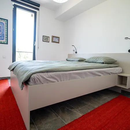 فيلة Luxe House Bianca *