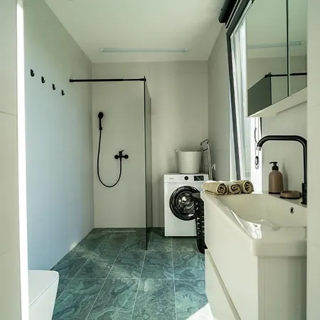 Luxe House Bianca فيلة
